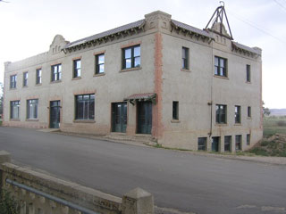 Headquarters of Okie's sheep and retail businesses in Lost Cabin, built about 1918.
