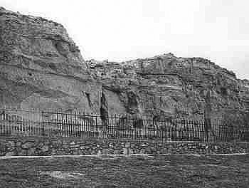 Register Cliff. Wyoming SHPO photo.