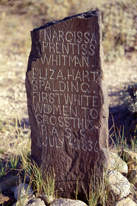 The monument to the missionaries at South Pass. Randy Wagner photo.
