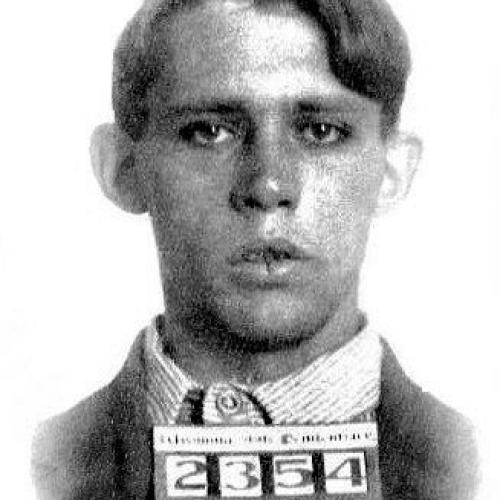 mug shot of Bill Carlisle