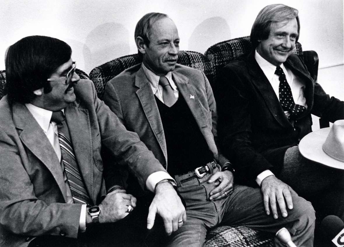 Ed Cantrell, center, with his lawyers Ed Moriarty, left, and Gerry Spence at a press conference after the acquittal. Casper College Western History Center.