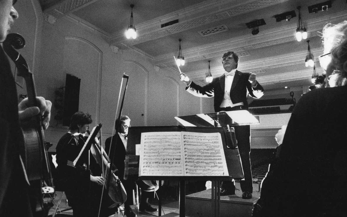 Curtis Peacock, who conducted the symphony from 1971 to 2001, professionalized and improved the orchestra, but there were growing pains. WSO archives.
