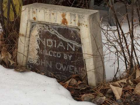 Black Kettle’s gravestone behind the log building that served for many years as the Wyoming State Fair’s museum;. Weston County Deputy Sheriff Johnnie Owens was one of the men on the posse that confronted the Oglalas on Lightning Creek in1903. Tom Rea photo.